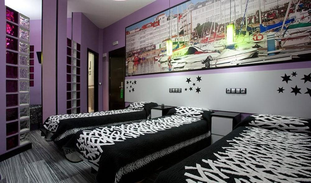 Jc Rooms Santa Ana Madrid Exterior photo