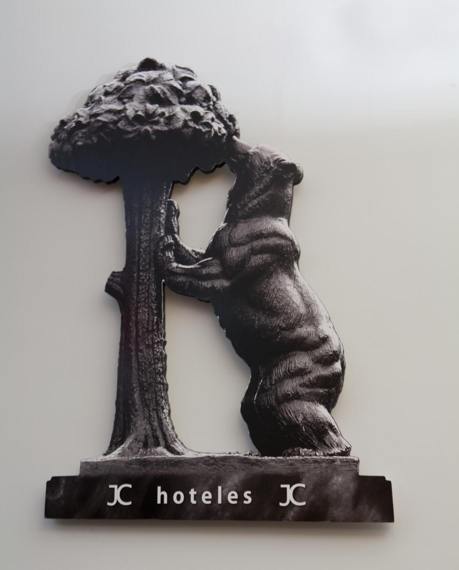 Jc Rooms Santa Ana Madrid Exterior photo
