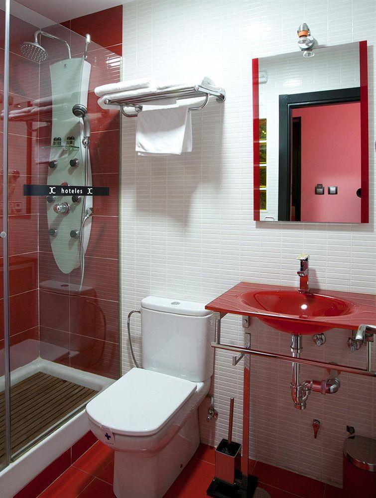 Jc Rooms Santa Ana Madrid Exterior photo
