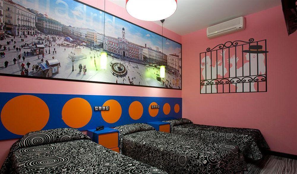 Jc Rooms Santa Ana Madrid Exterior photo