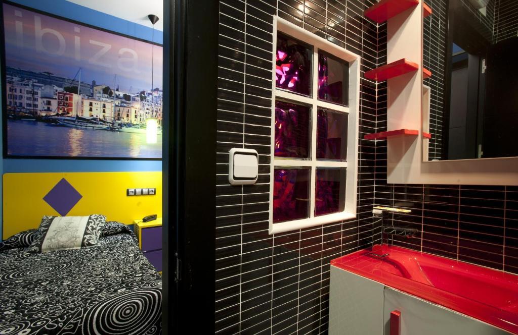 Jc Rooms Santa Ana Madrid Room photo