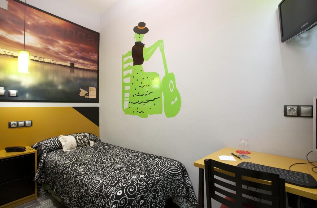 Jc Rooms Santa Ana Madrid Room photo