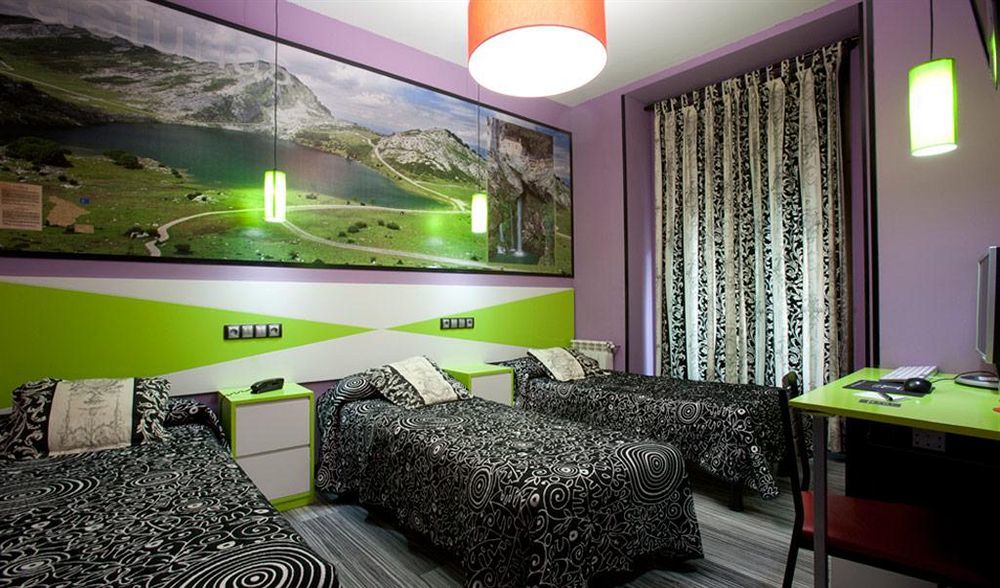 Jc Rooms Santa Ana Madrid Exterior photo